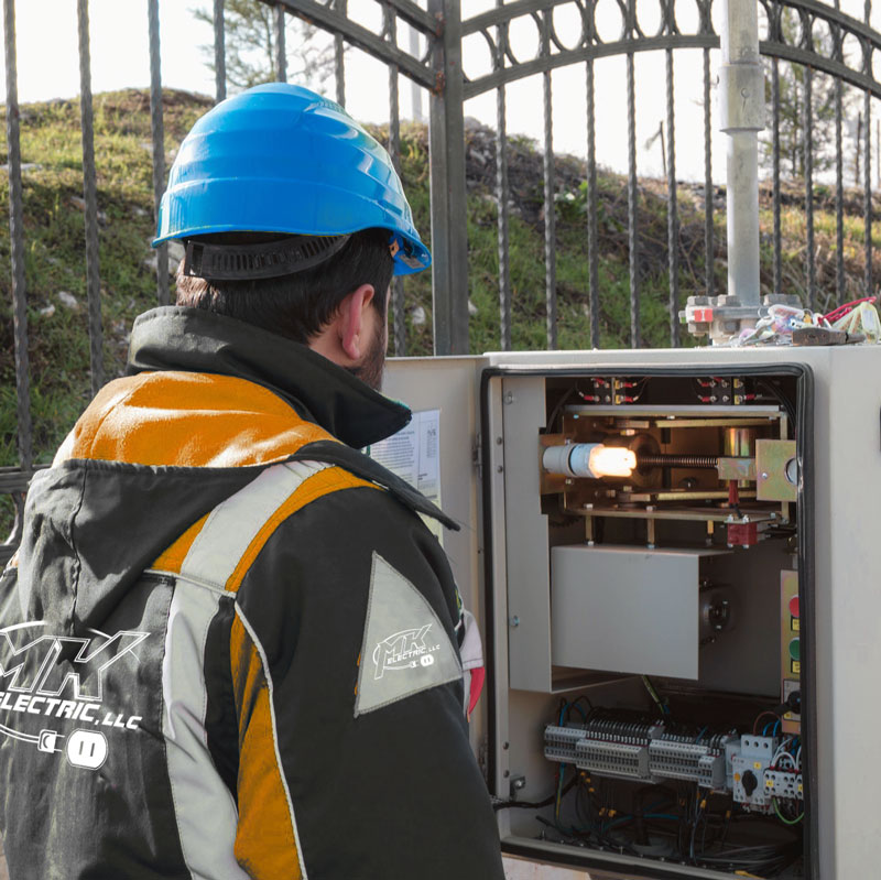 Commercial Electrician Commercial Electrician